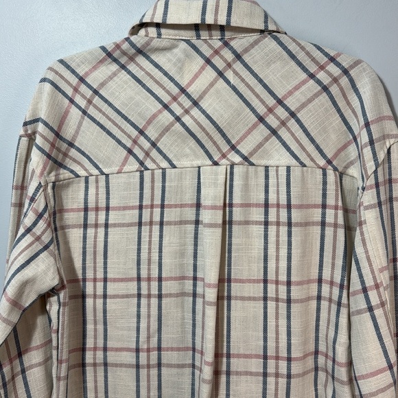 Ashley By 26 International Shacket Cream Plaid‎ Button Front in Size S NWT - Picture 10 of 13